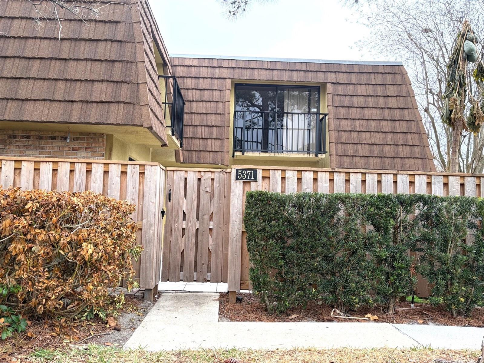 Image 2 of 10 For 5371 Bamboo Court 401