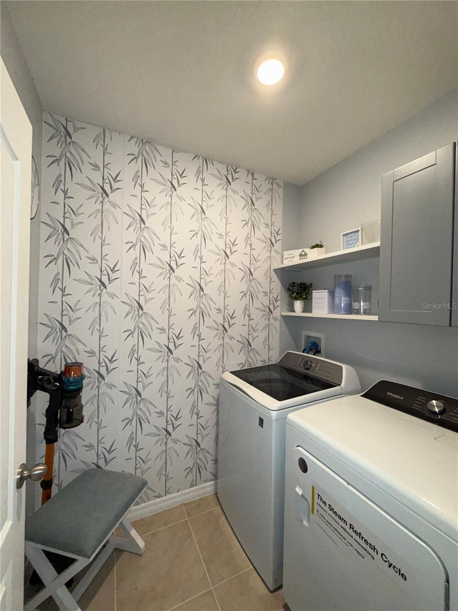 Image 10 of 19 For 605 Park Place Boulevard