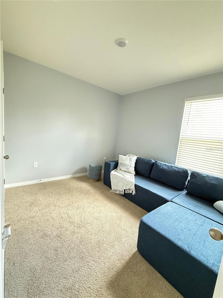 Image 15 of 19 For 605 Park Place Boulevard