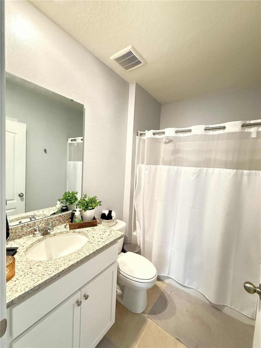 Image 17 of 19 For 605 Park Place Boulevard