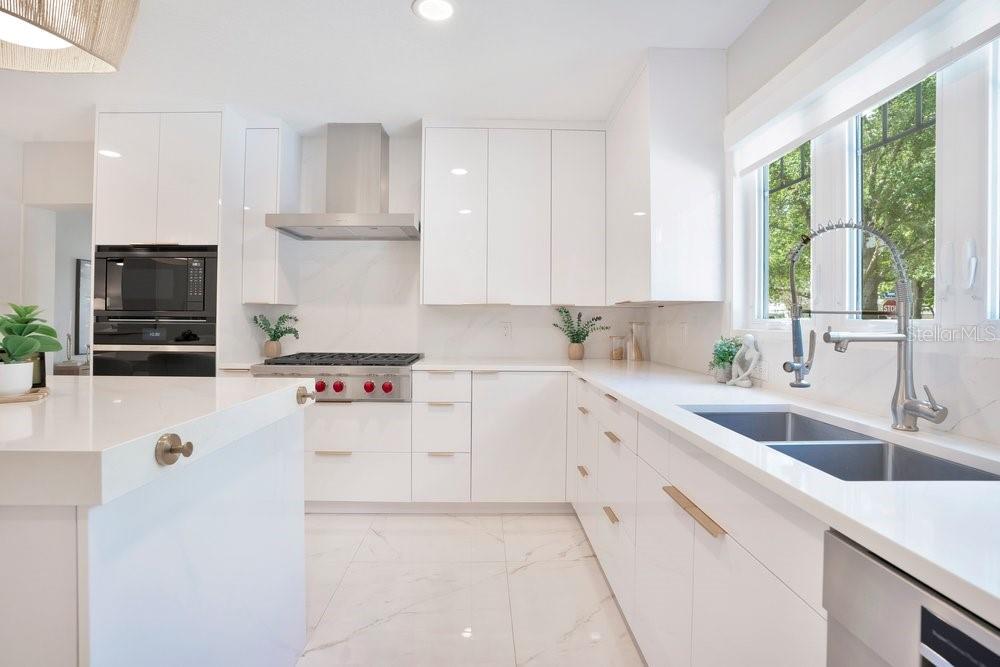 Image 10 of 49 For 1651 Westchester Avenue