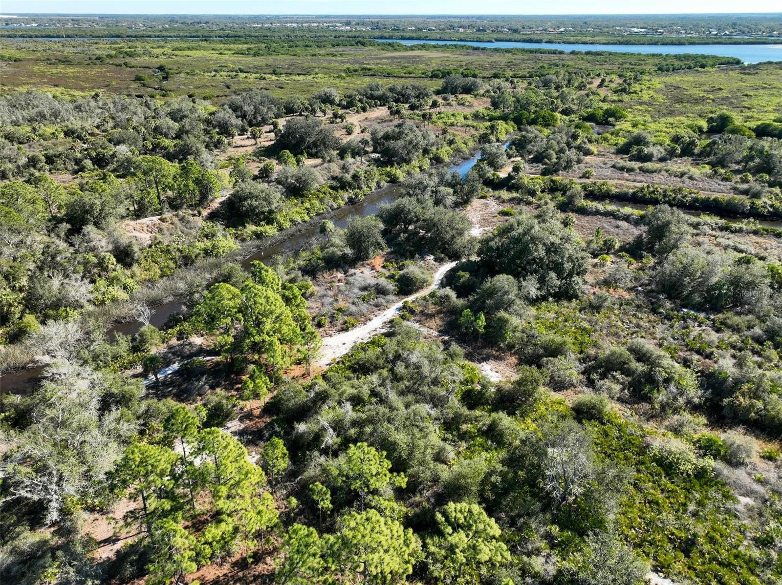 Image 2 of 7 For 1321 Wallaroo Court