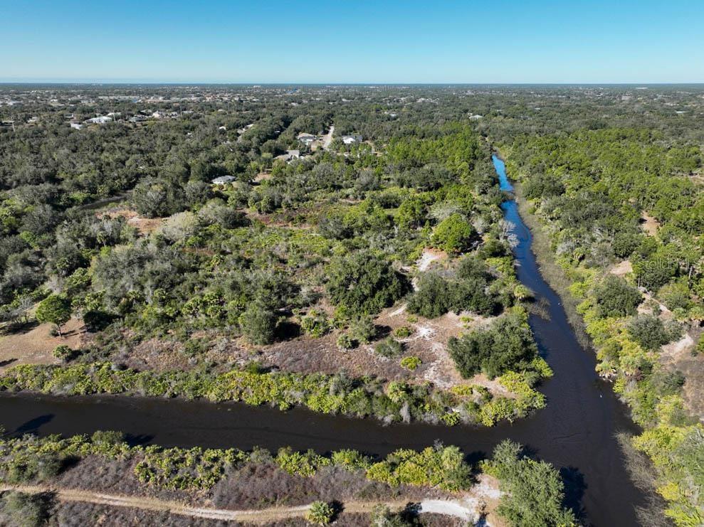 Image 4 of 7 For 1321 Wallaroo Court