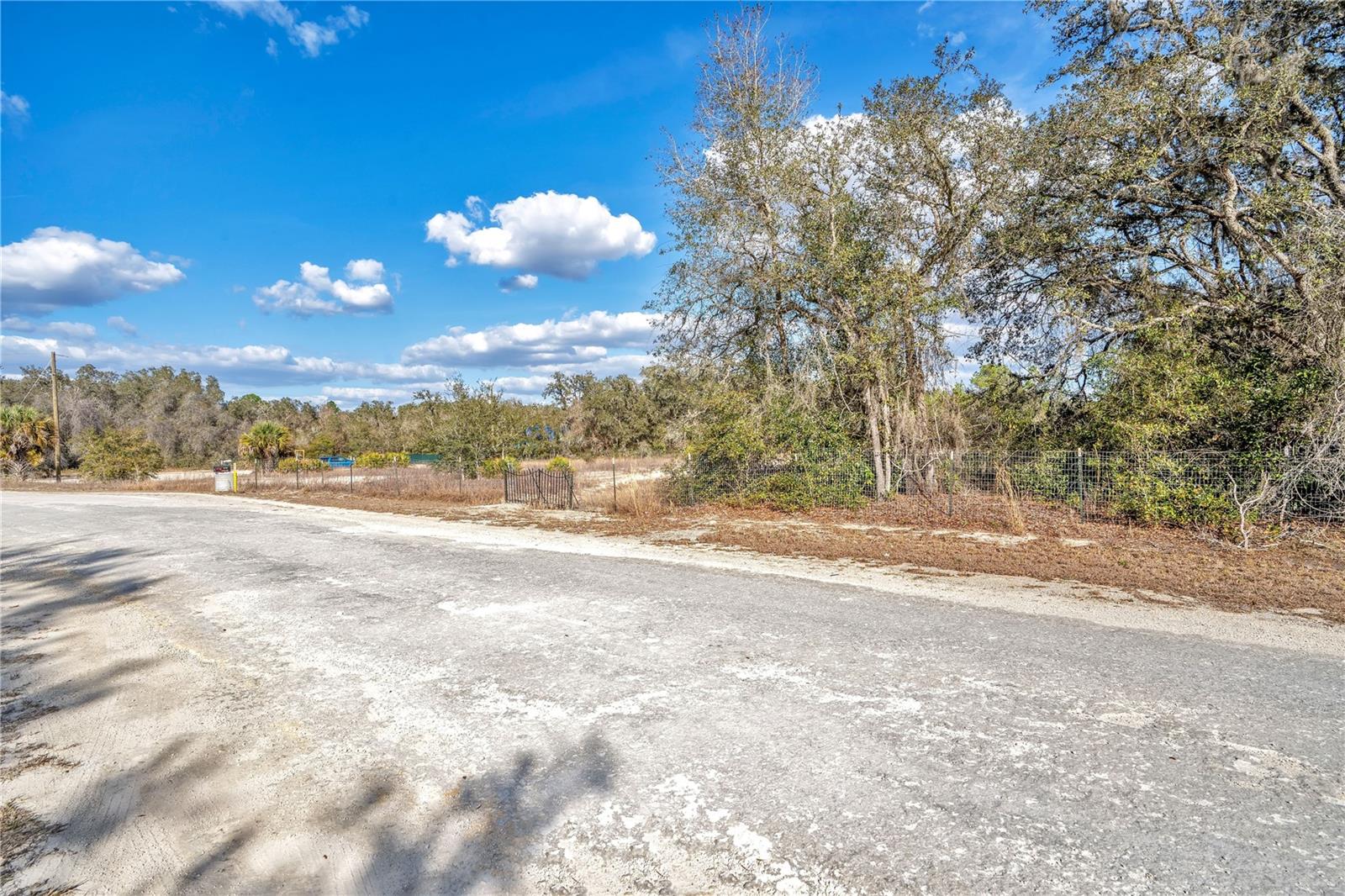 Image 3 of 20 For Goodstone Drive