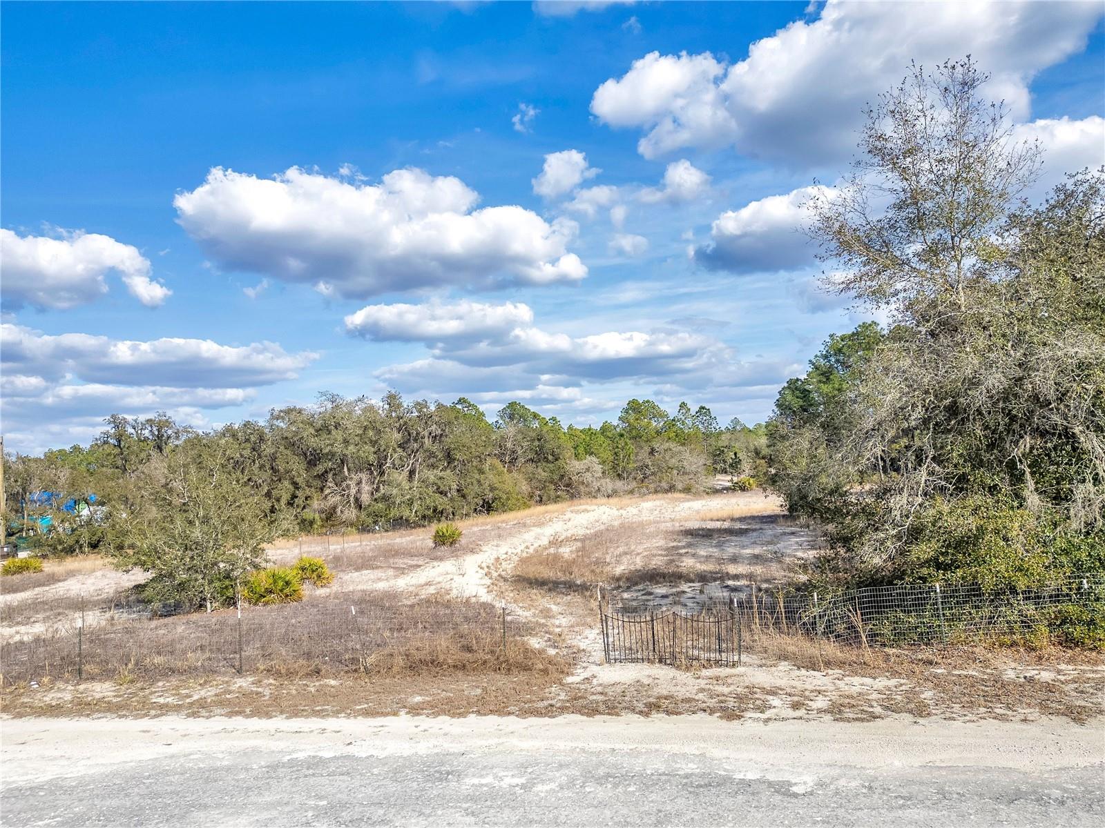 Image 7 of 20 For Goodstone Drive