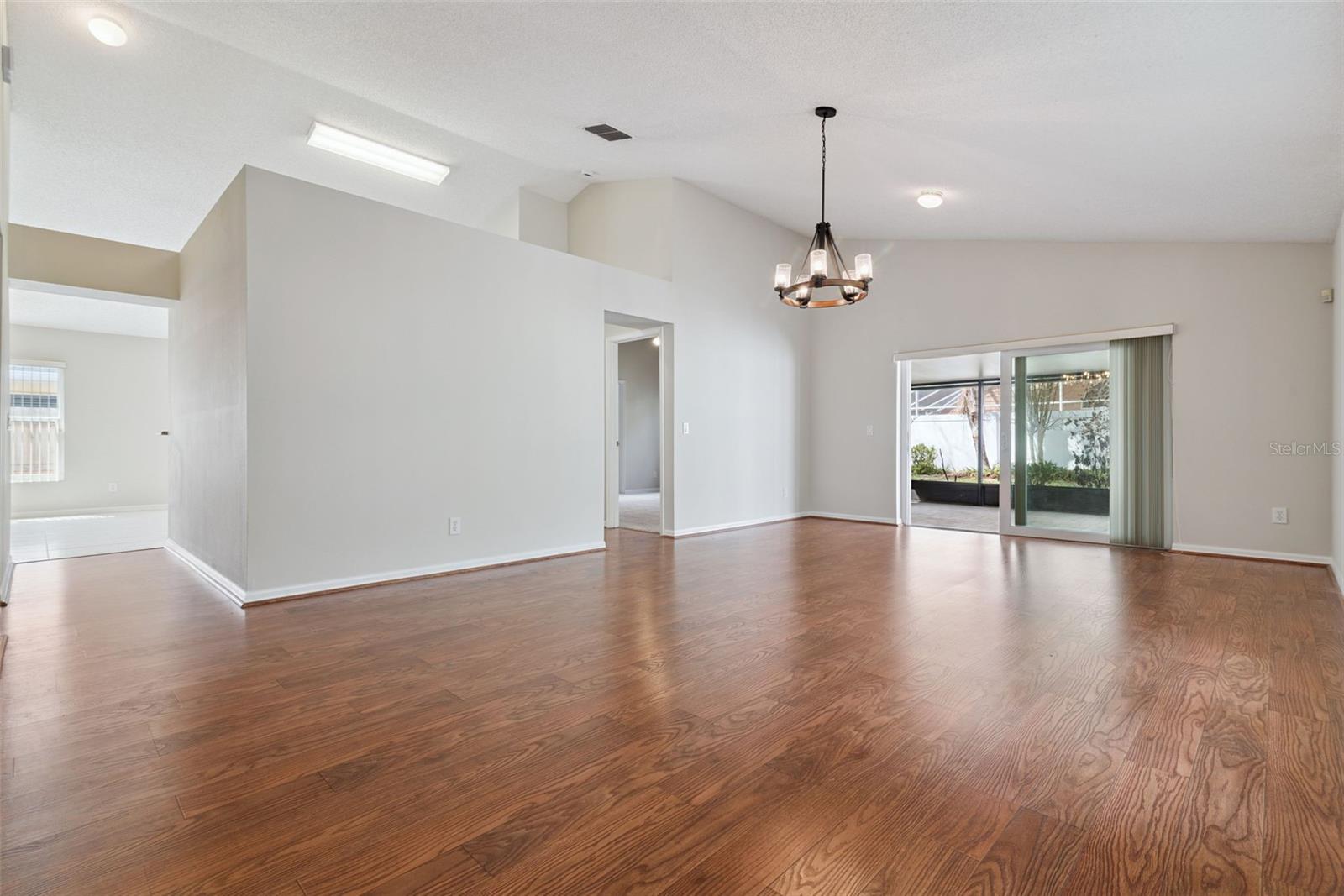 Image 9 of 42 For 11453 Kenley Circle