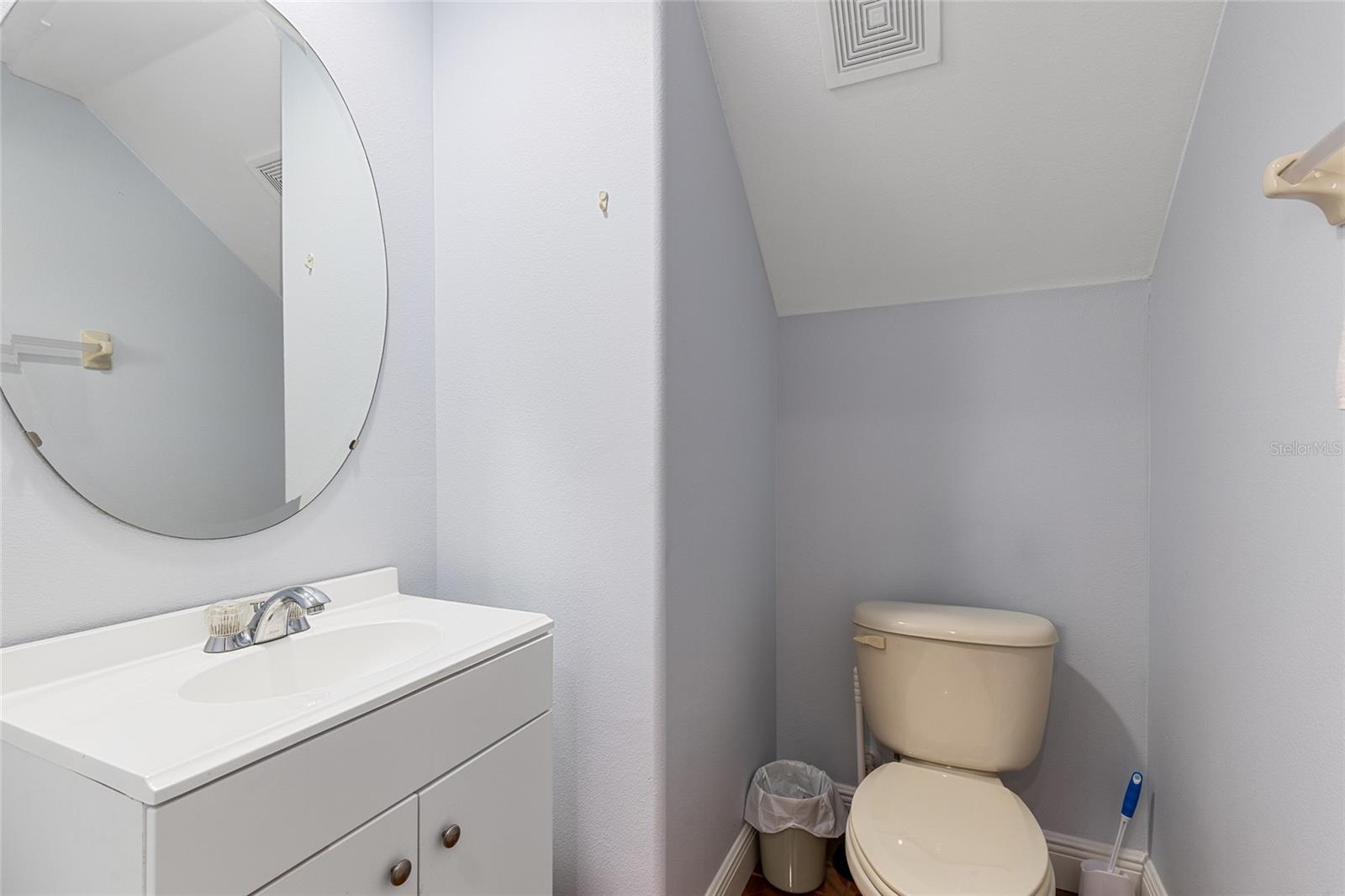 Image 11 of 32 For 2157 Island Walk Drive