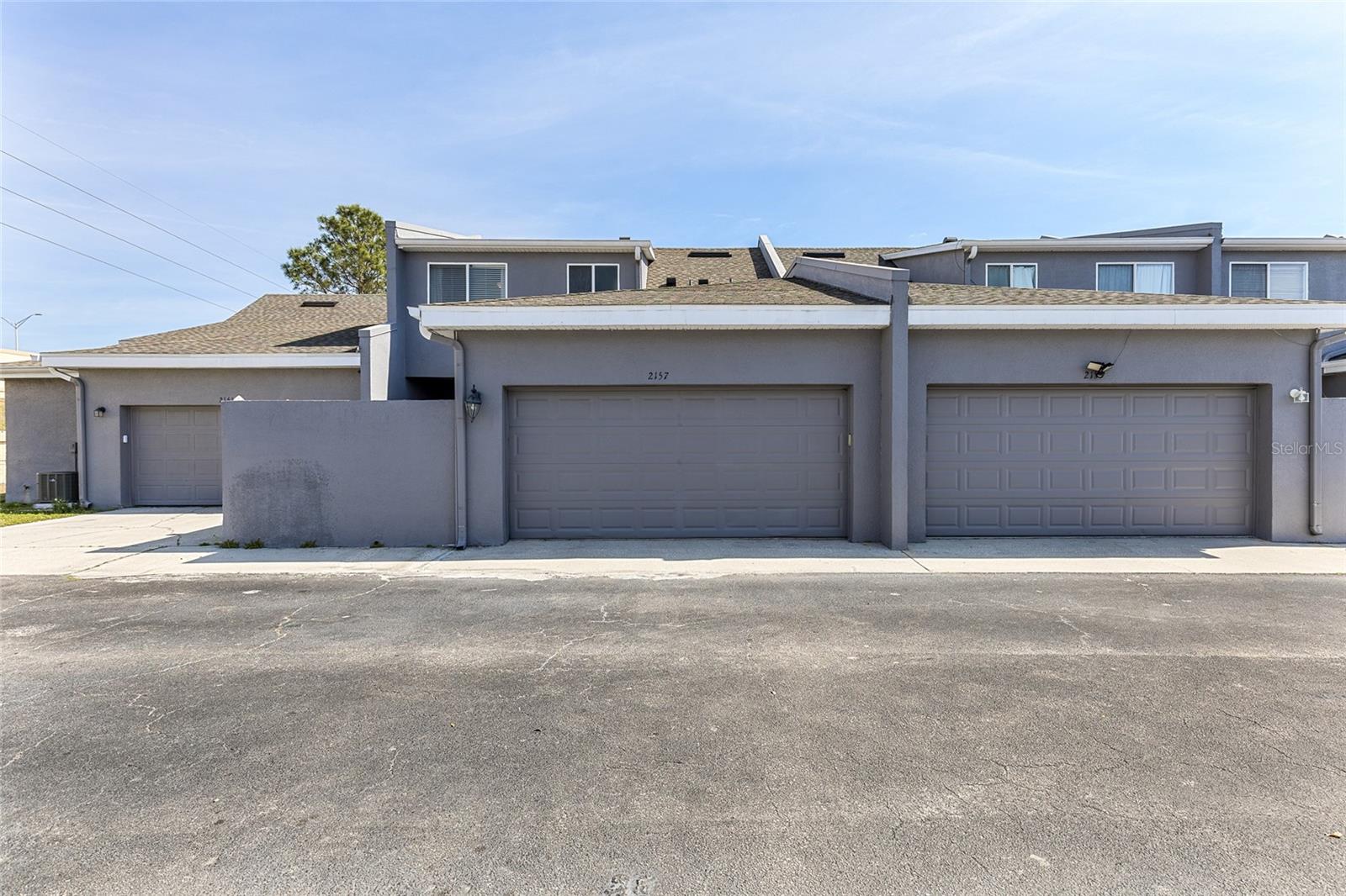 Image 25 of 32 For 2157 Island Walk Drive