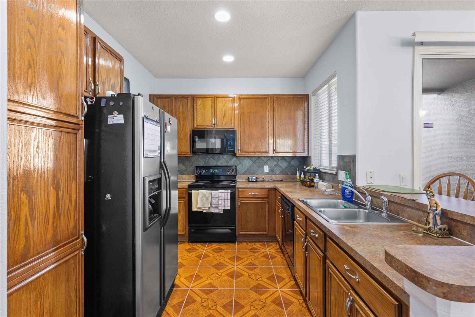 Image 8 of 32 For 2157 Island Walk Drive