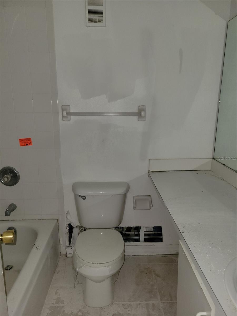 Image 5 of 17 For 12143 Bruceton Way 108