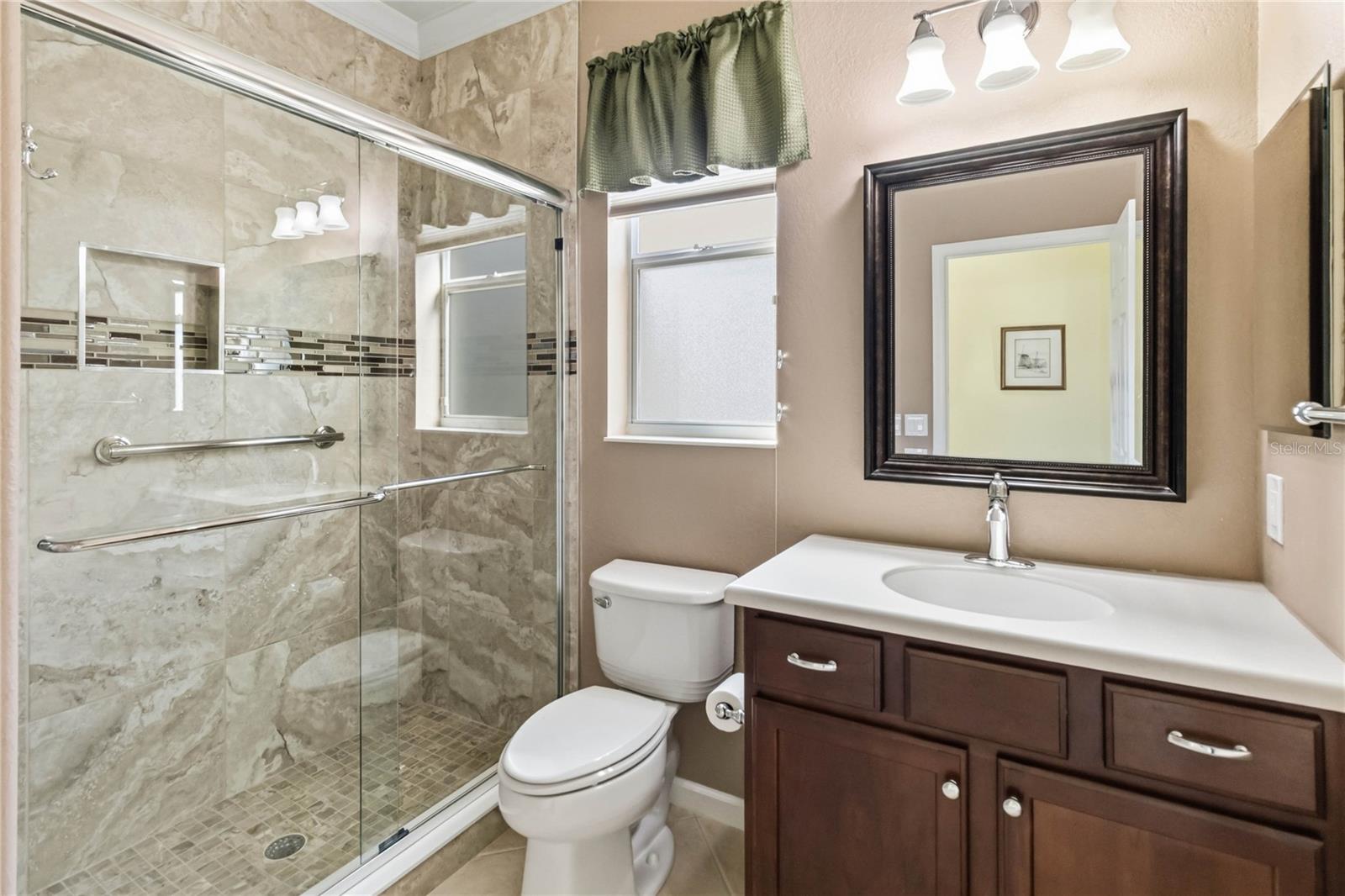 Image 28 of 61 For 9439 71st Loop