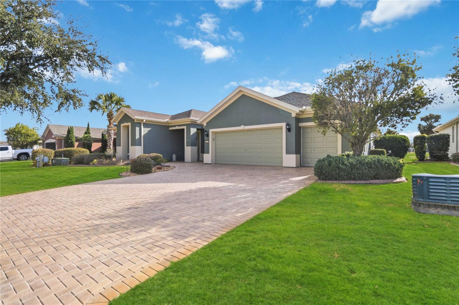 Image 57 of 61 For 9439 71st Loop