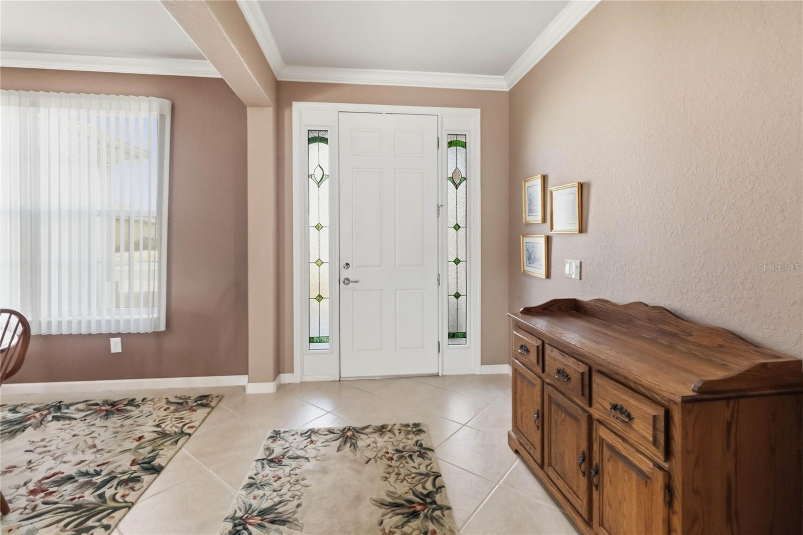 Image 9 of 61 For 9439 71st Loop