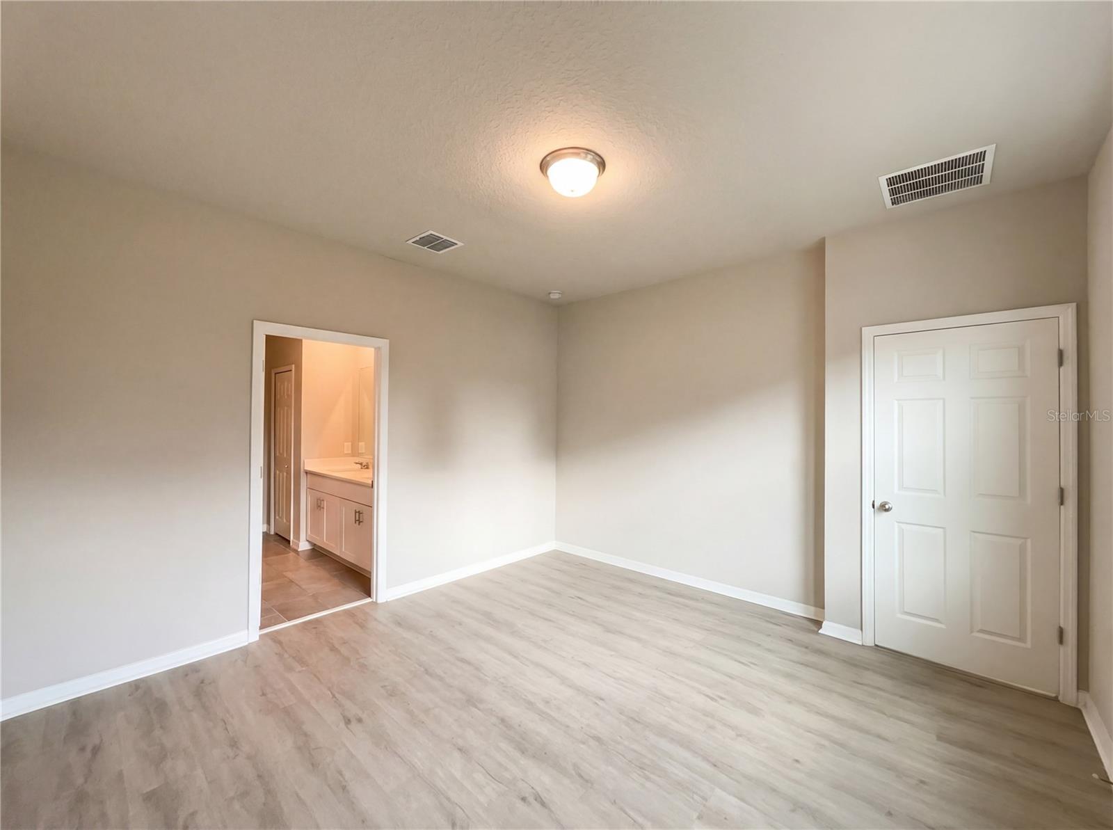 Image 14 of 28 For 2348 Mystic Maze Lane