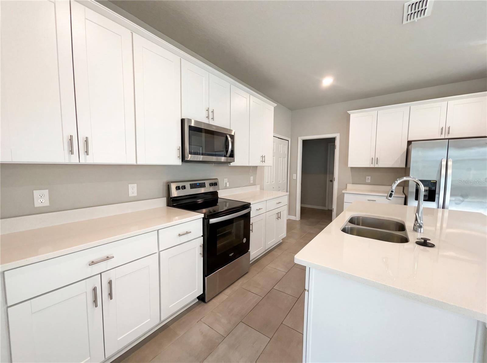 Image 17 of 28 For 2348 Mystic Maze Lane