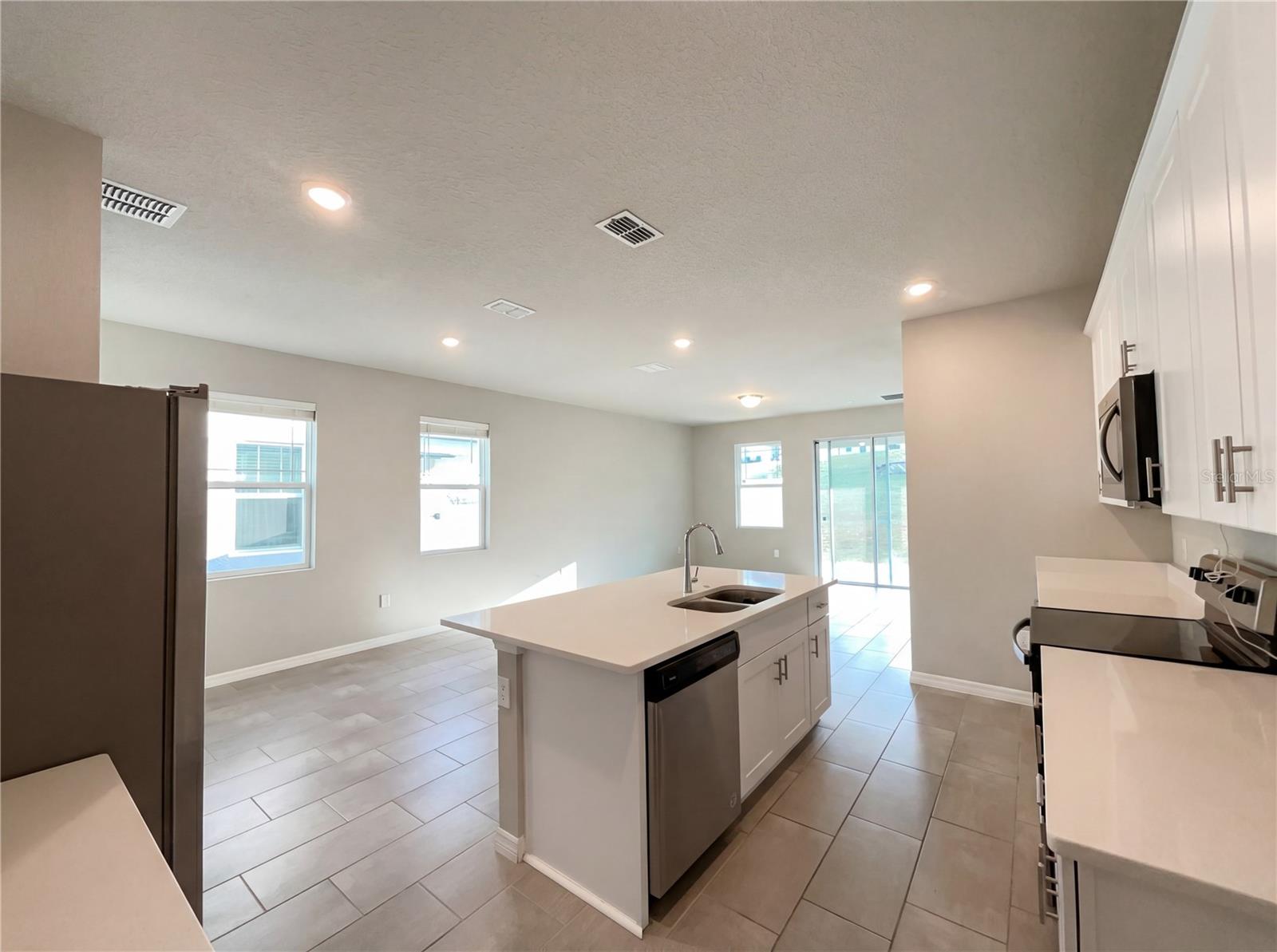 Image 18 of 28 For 2348 Mystic Maze Lane