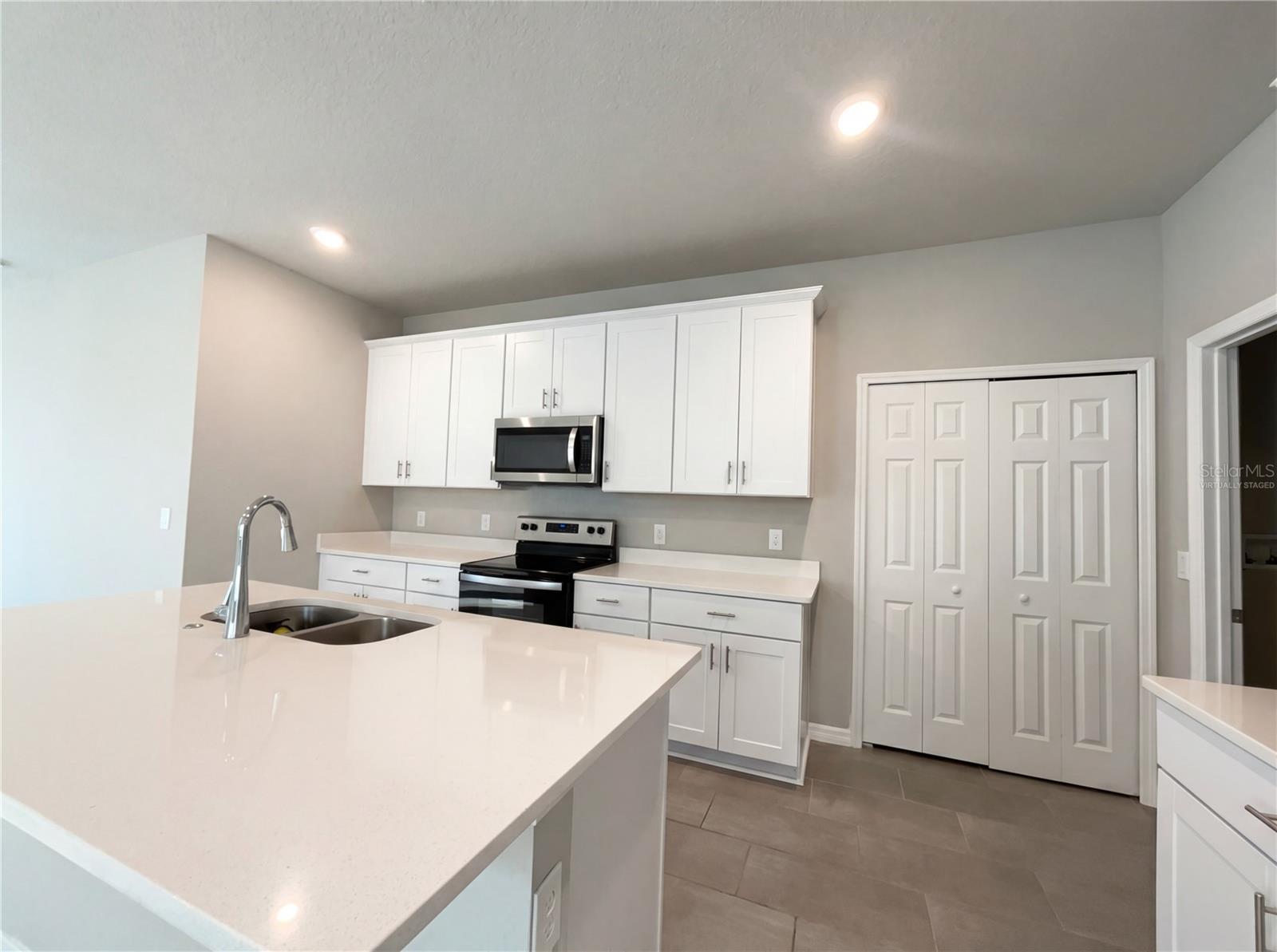 Image 2 of 28 For 2348 Mystic Maze Lane