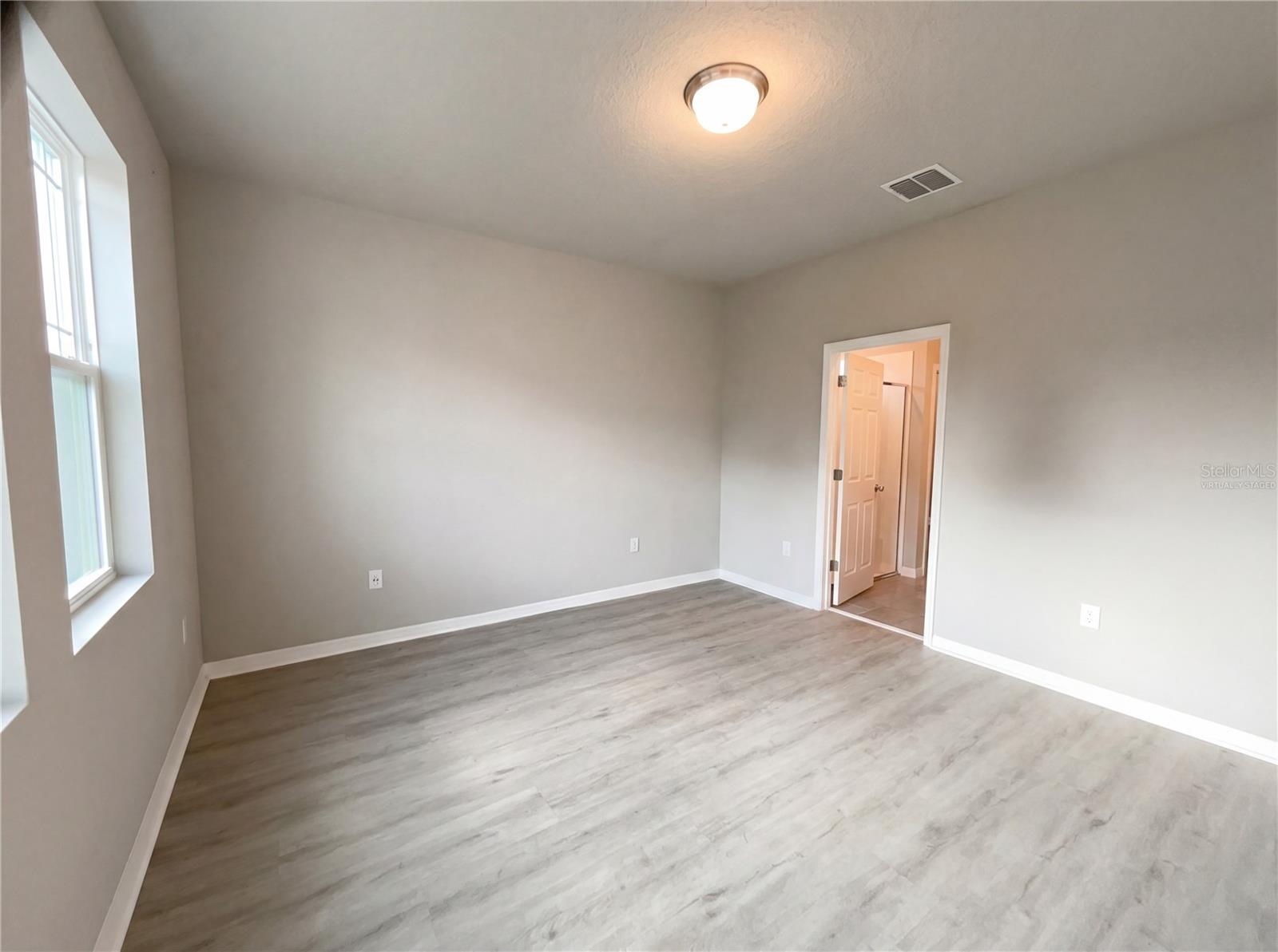 Image 4 of 28 For 2348 Mystic Maze Lane