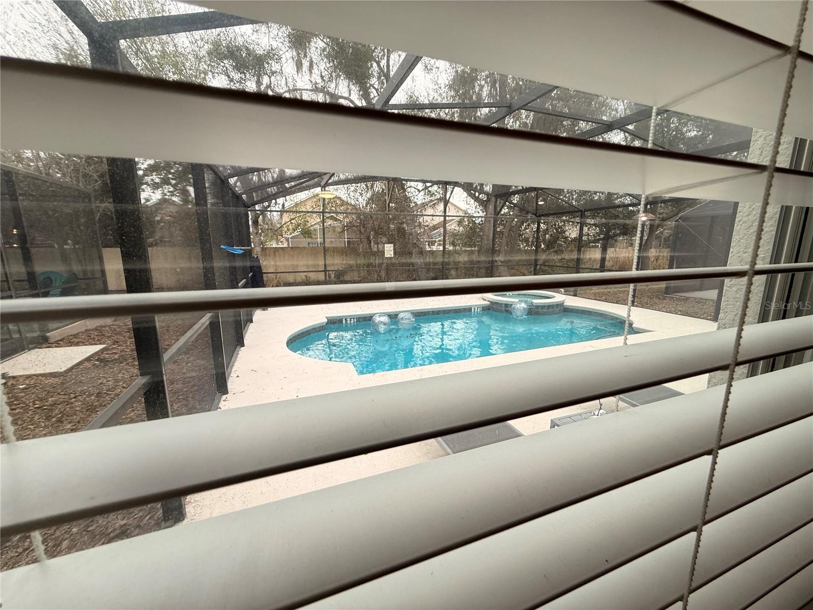 Image 16 of 64 For 2654 Santosh Cove