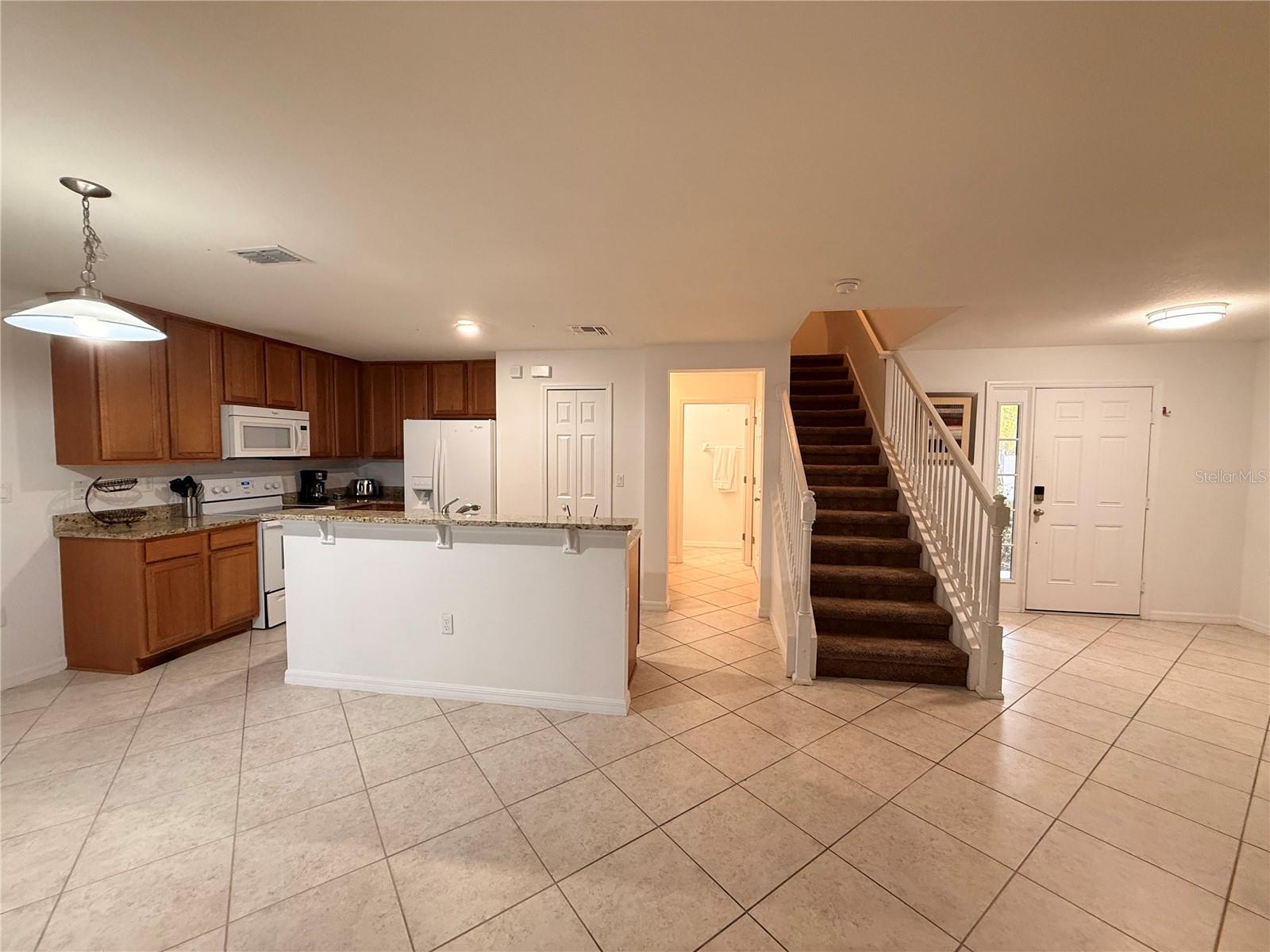 Image 18 of 64 For 2654 Santosh Cove