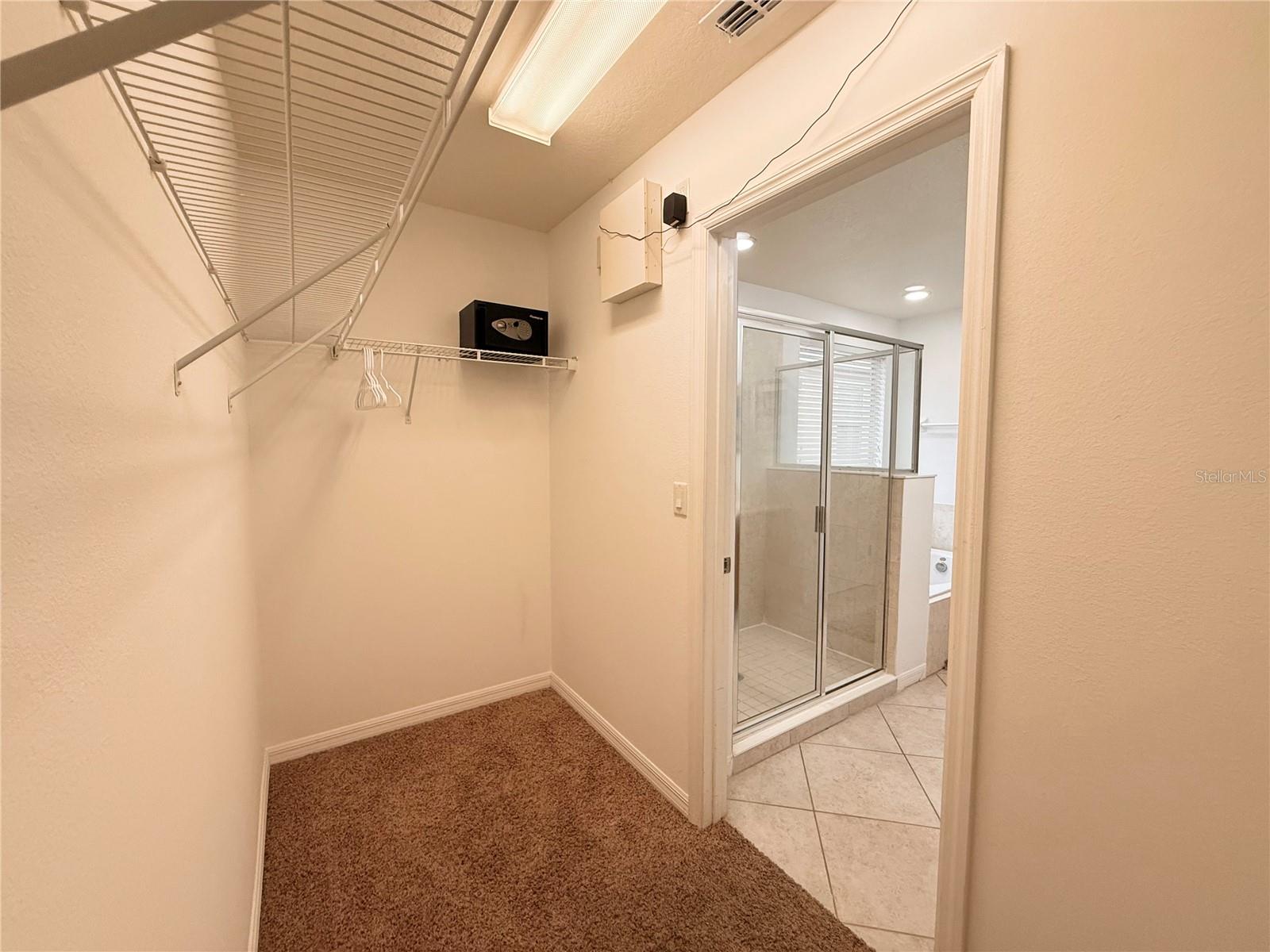 Image 31 of 64 For 2654 Santosh Cove