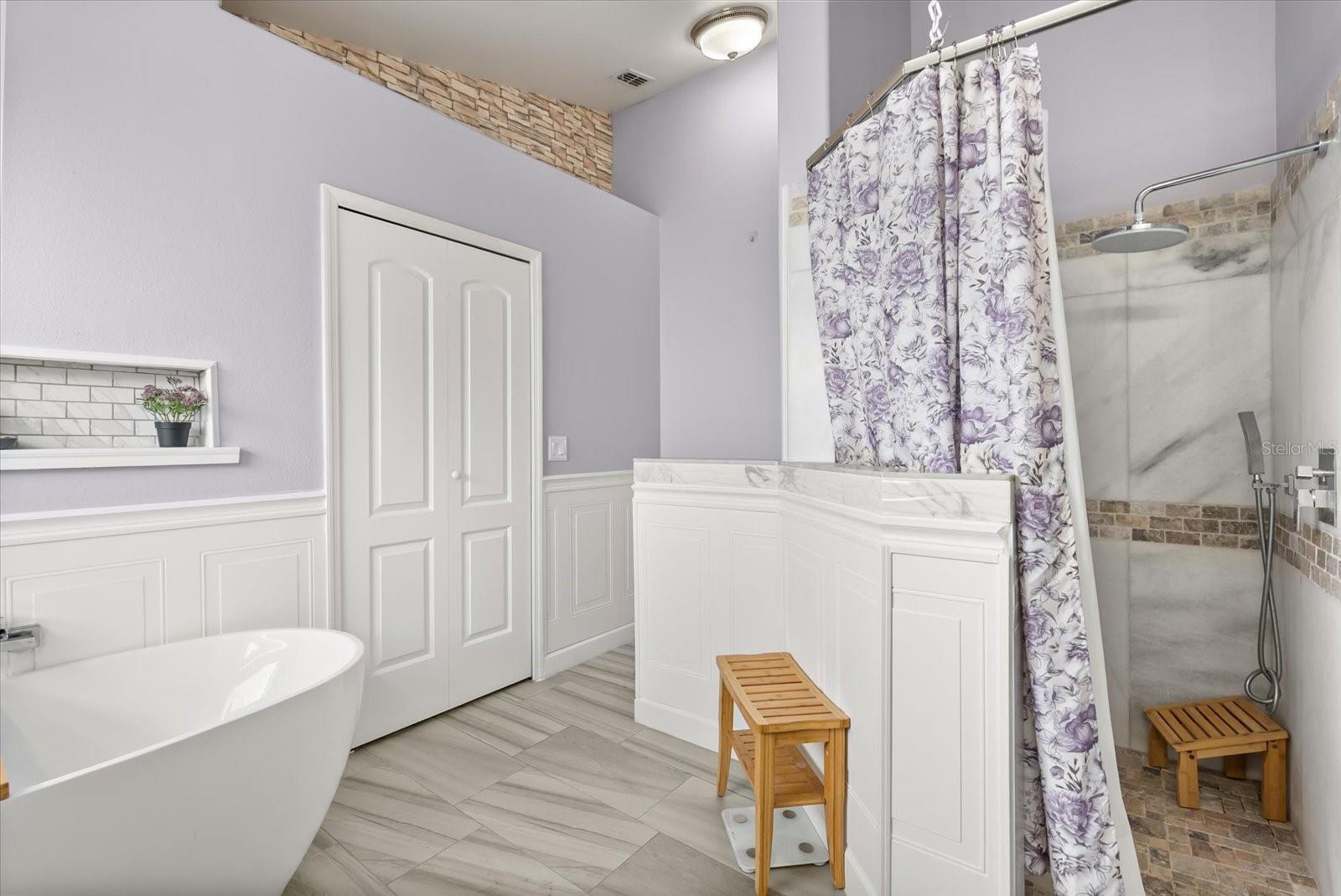 Image 16 of 32 For 104 Sunny Oak Trail