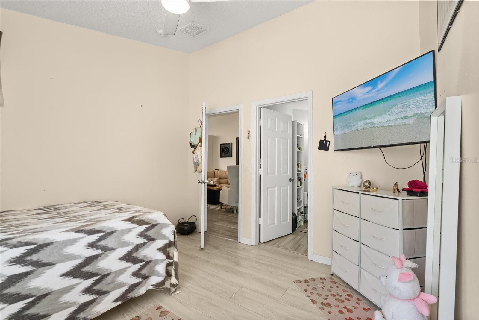 Image 18 of 32 For 104 Sunny Oak Trail