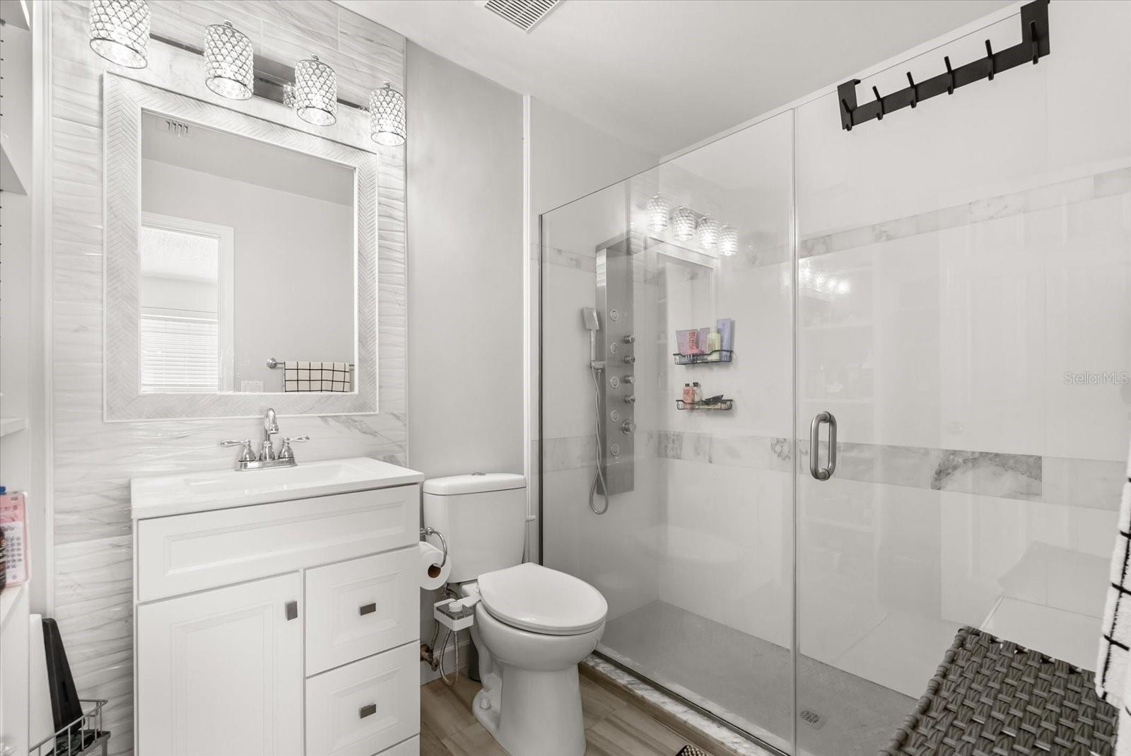 Image 19 of 32 For 104 Sunny Oak Trail