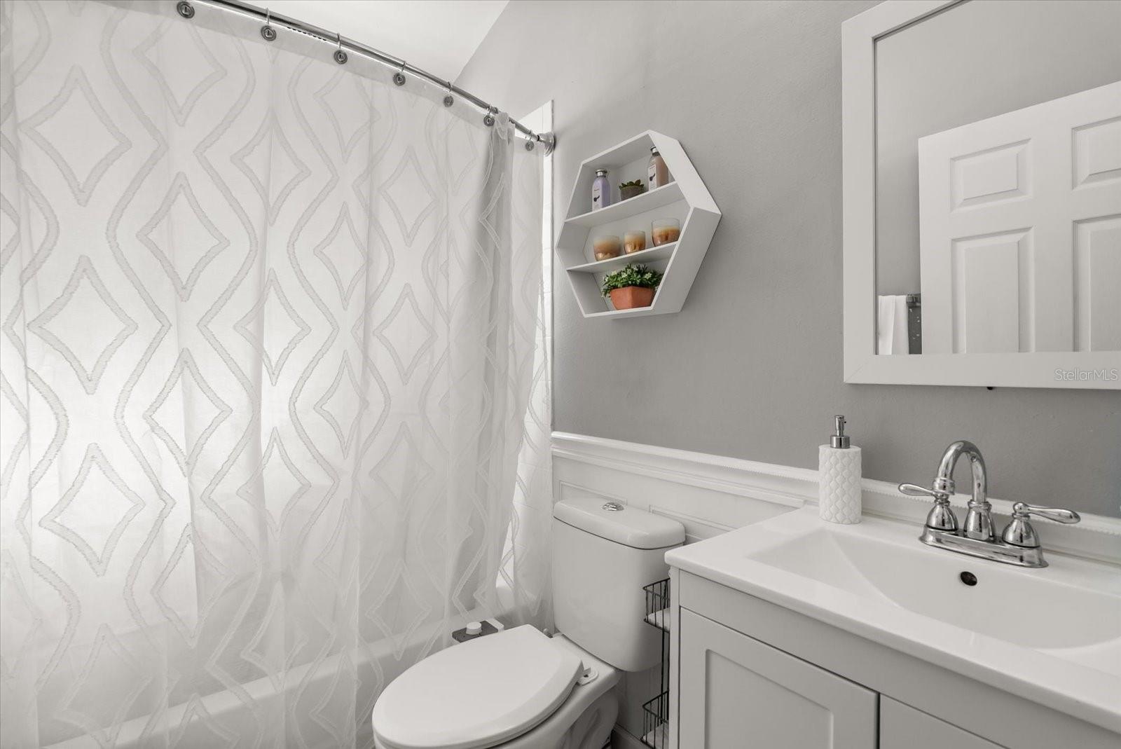 Image 23 of 32 For 104 Sunny Oak Trail