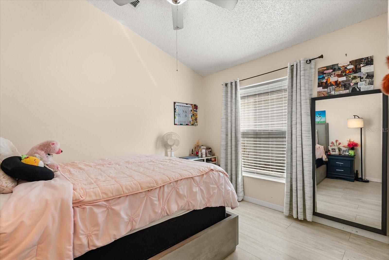 Image 25 of 32 For 104 Sunny Oak Trail