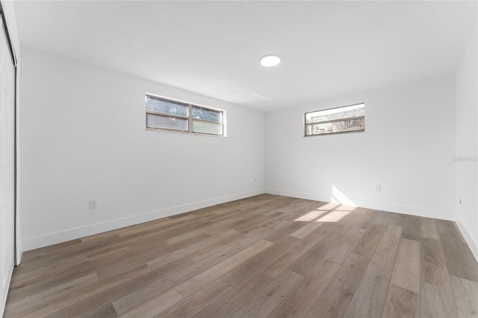 Image 16 of 47 For 600 Hill Avenue