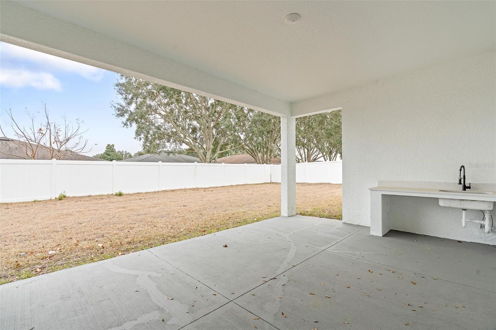 Image 34 of 39 For 16367 16th Court