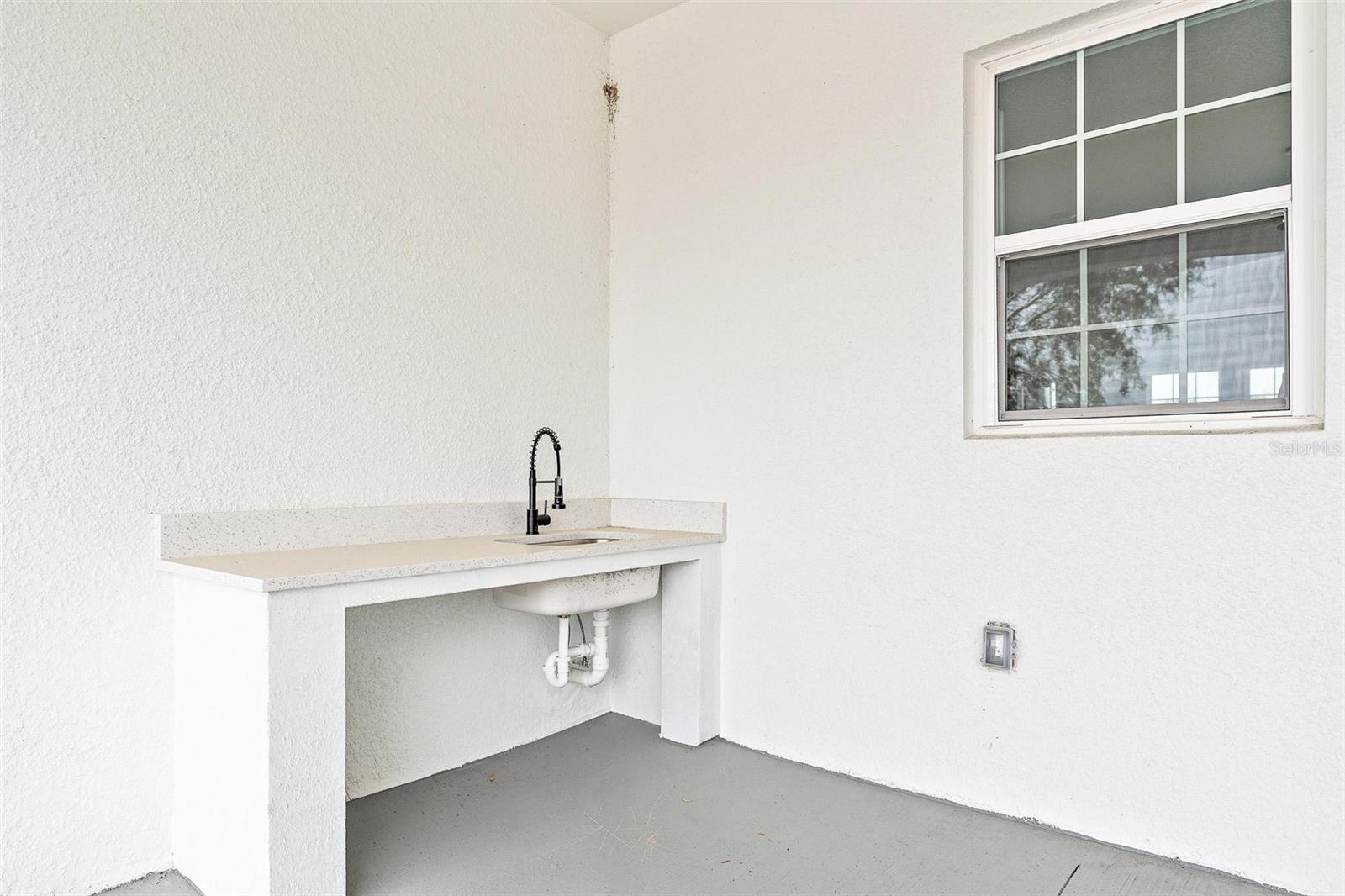 Image 35 of 39 For 16367 16th Court