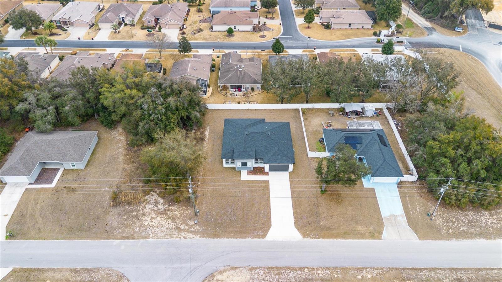 Image 4 of 39 For 16367 16th Court