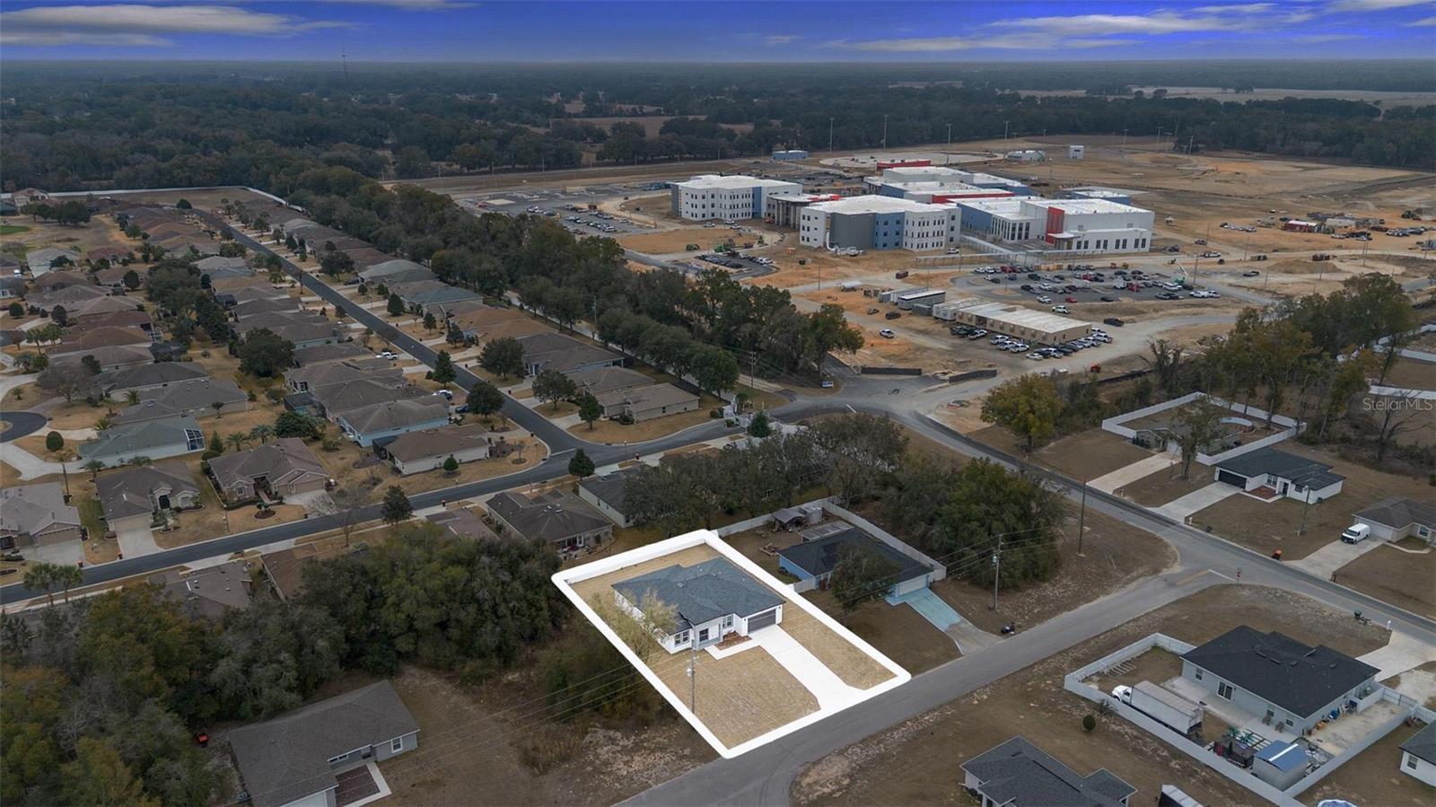 Image 6 of 39 For 16367 16th Court