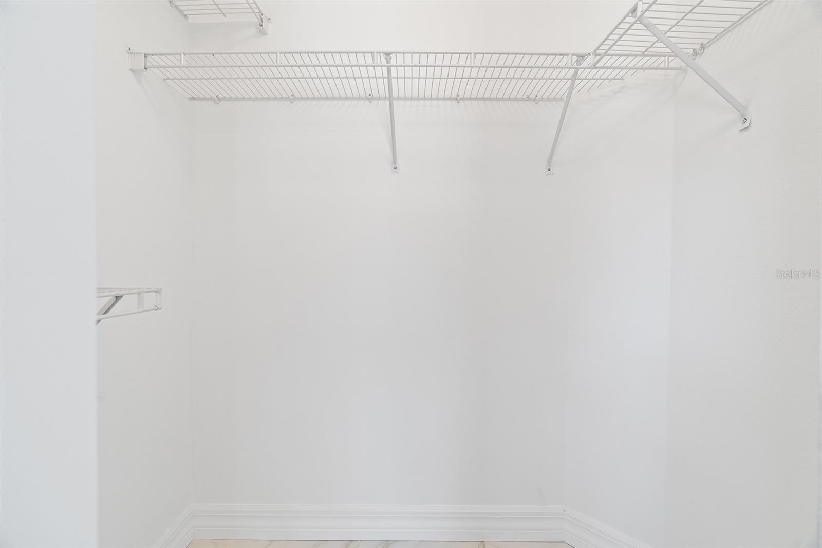 Image 11 of 37 For 10611 Reagans Run Drive