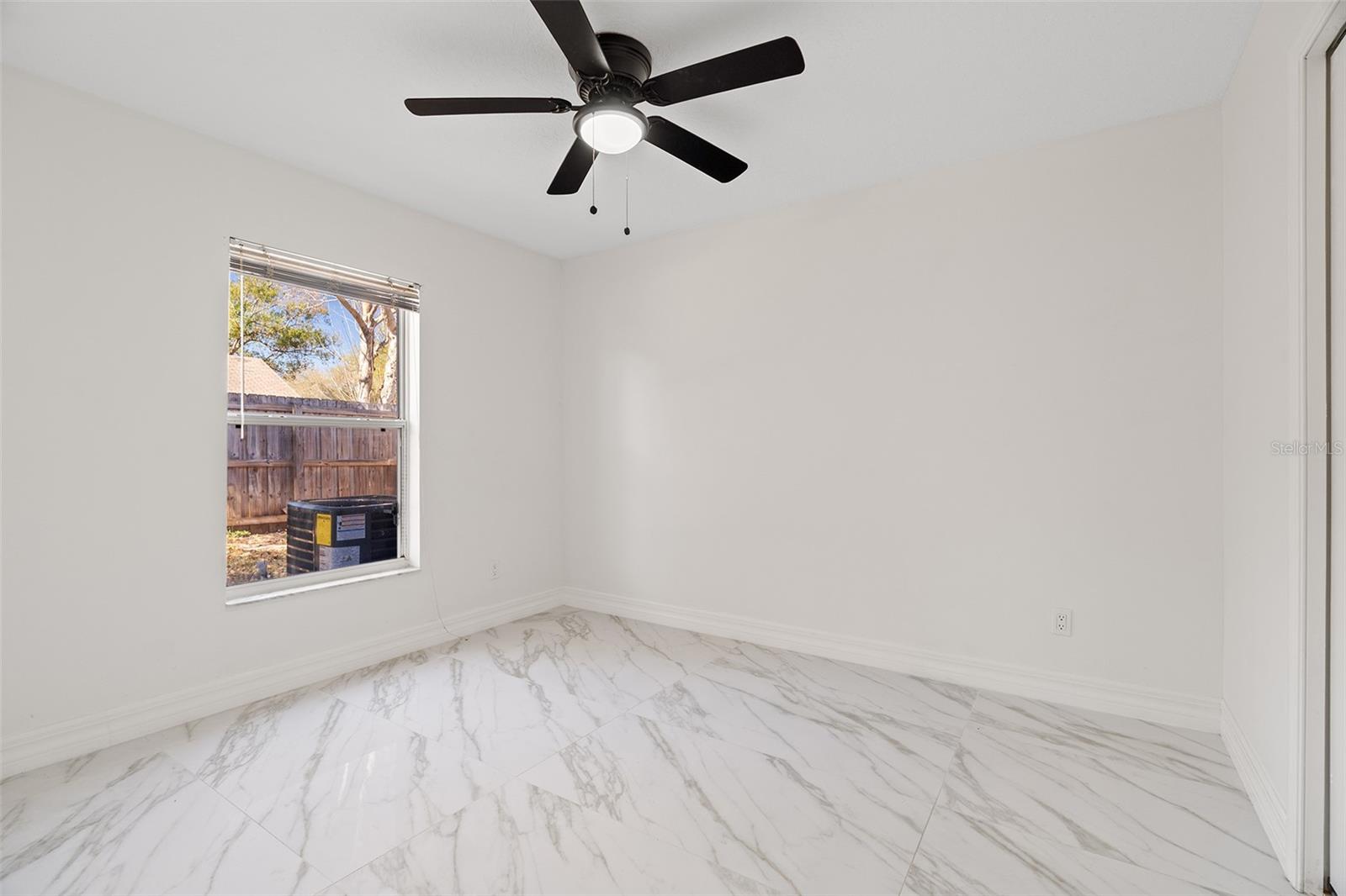 Image 15 of 37 For 10611 Reagans Run Drive