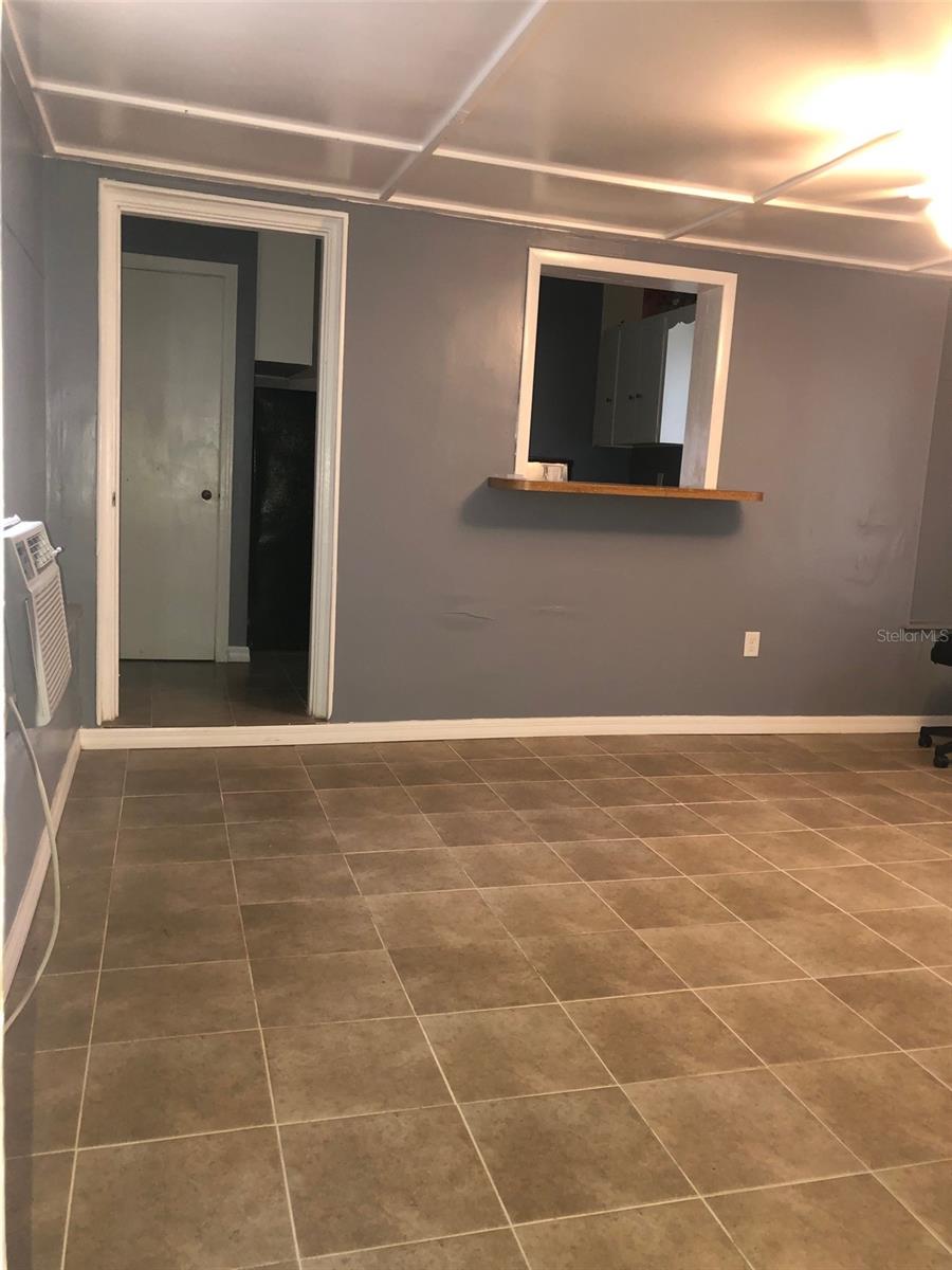 Image 6 of 13 For 2201 Park Avenue A