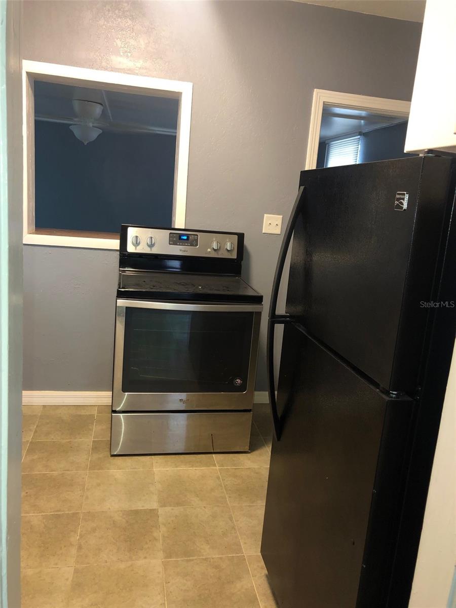 Image 8 of 13 For 2201 Park Avenue A