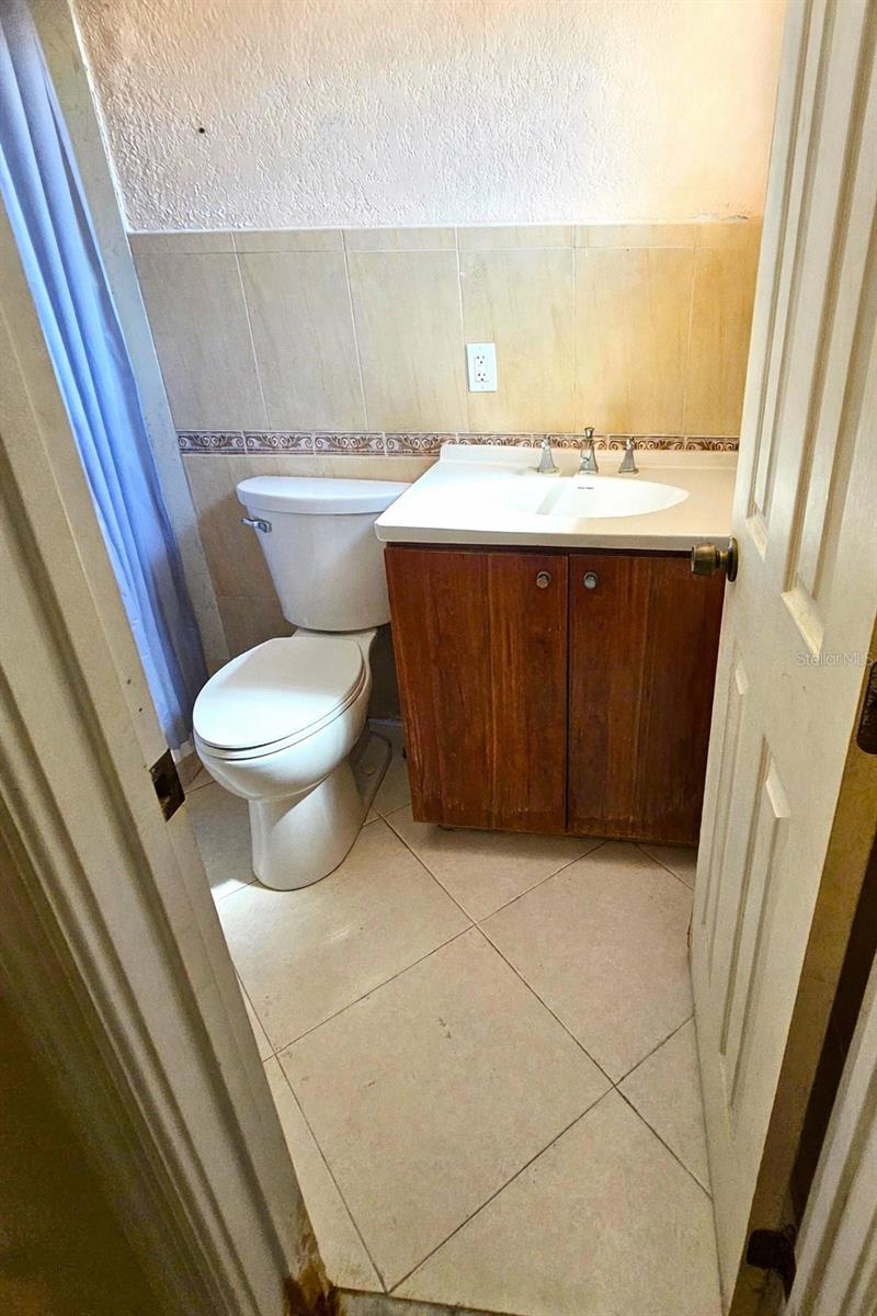 Image 17 of 36 For 1561 77th Way