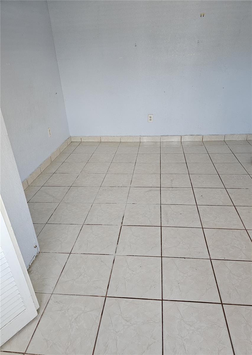 Image 22 of 36 For 1561 77th Way