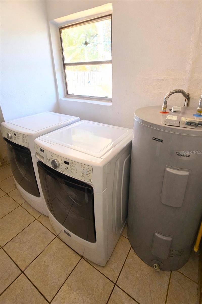 Image 27 of 36 For 1561 77th Way