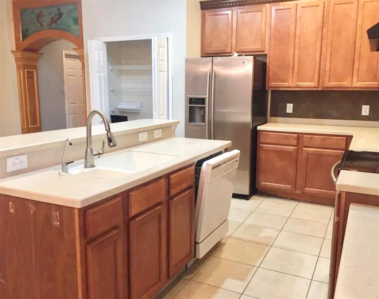 Image 10 of 32 For 890 Marcello Boulevard