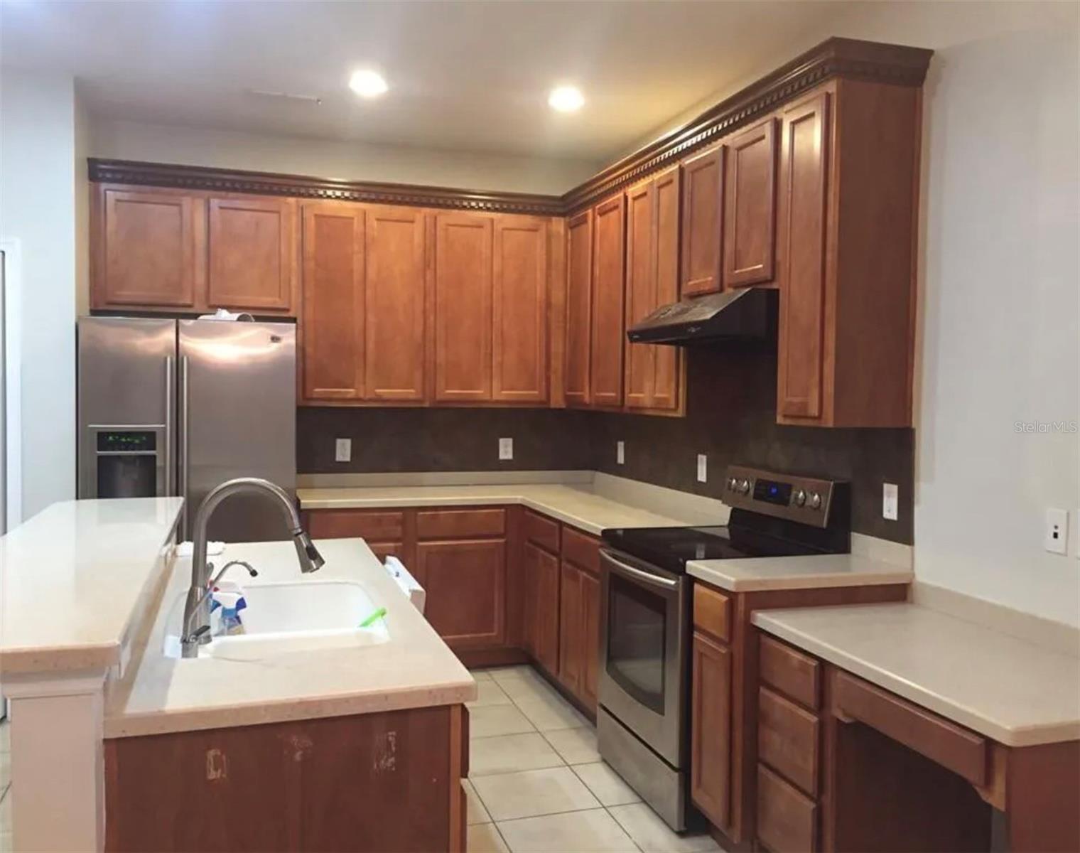 Image 9 of 32 For 890 Marcello Boulevard