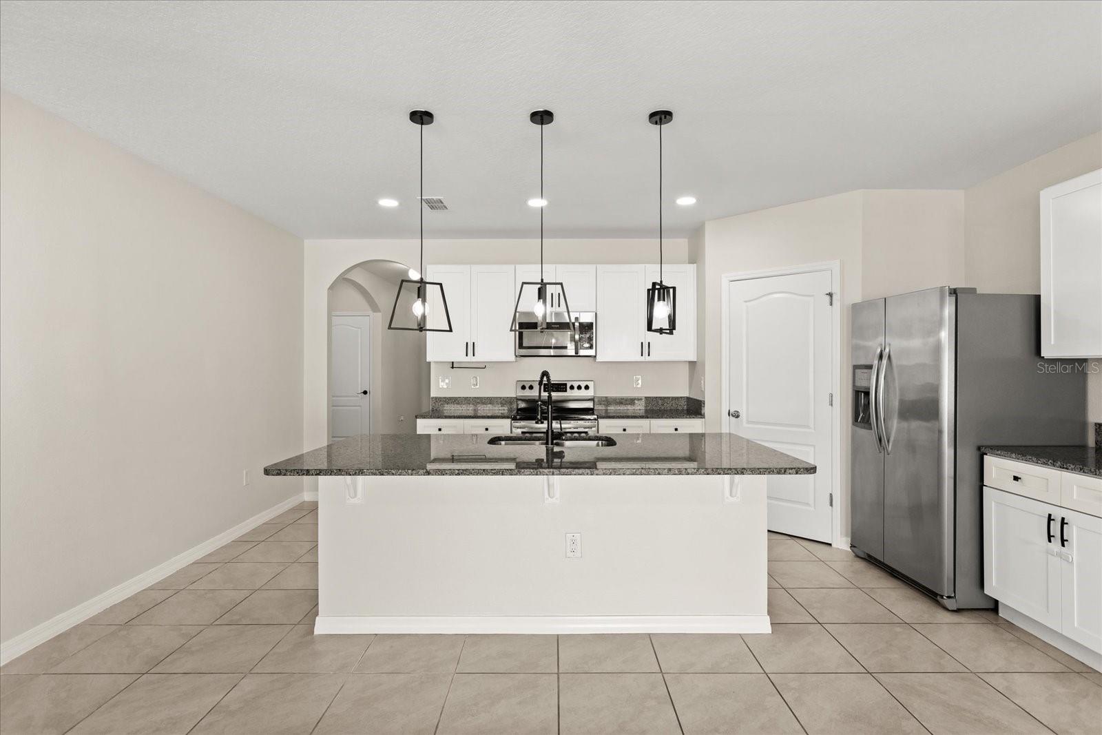 Image 4 of 27 For 5105 Foxtail Fern Way