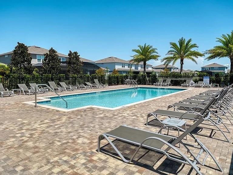 Image 24 of 27 For 5681 Arborvista Drive