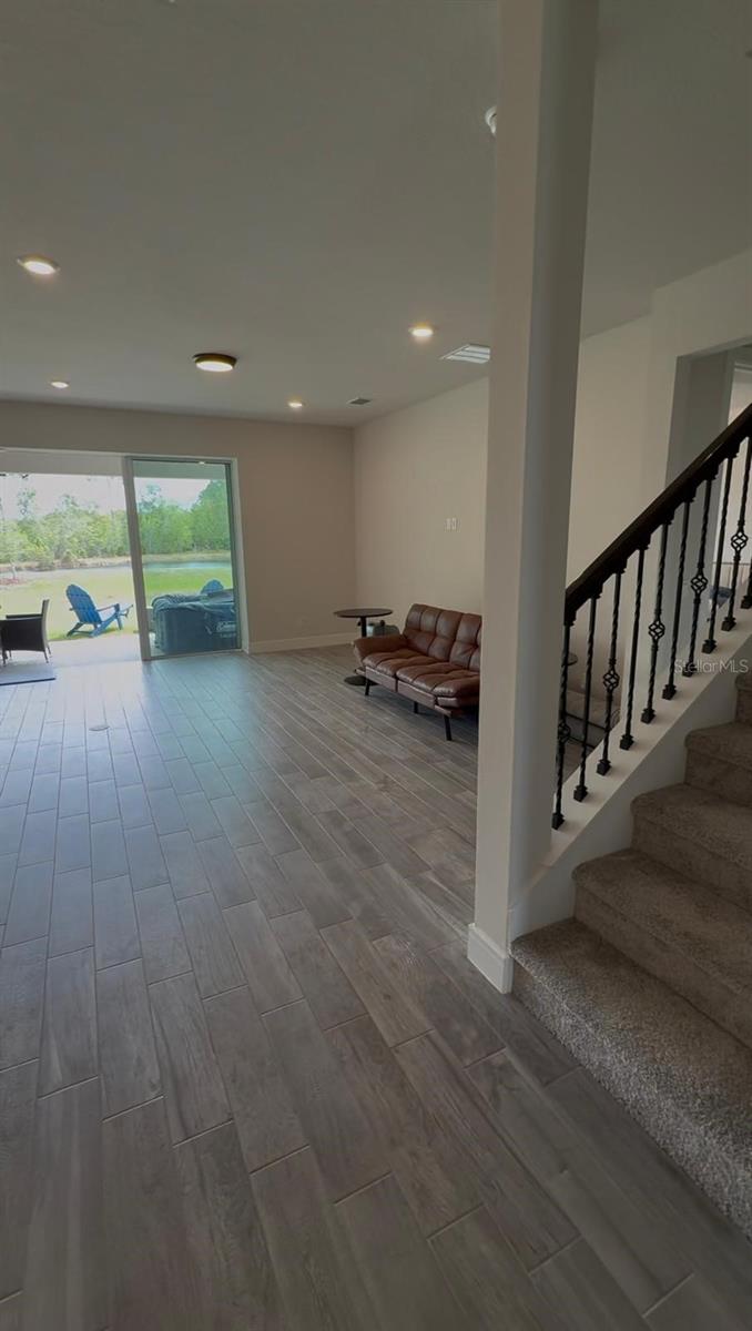 Image 5 of 27 For 5681 Arborvista Drive