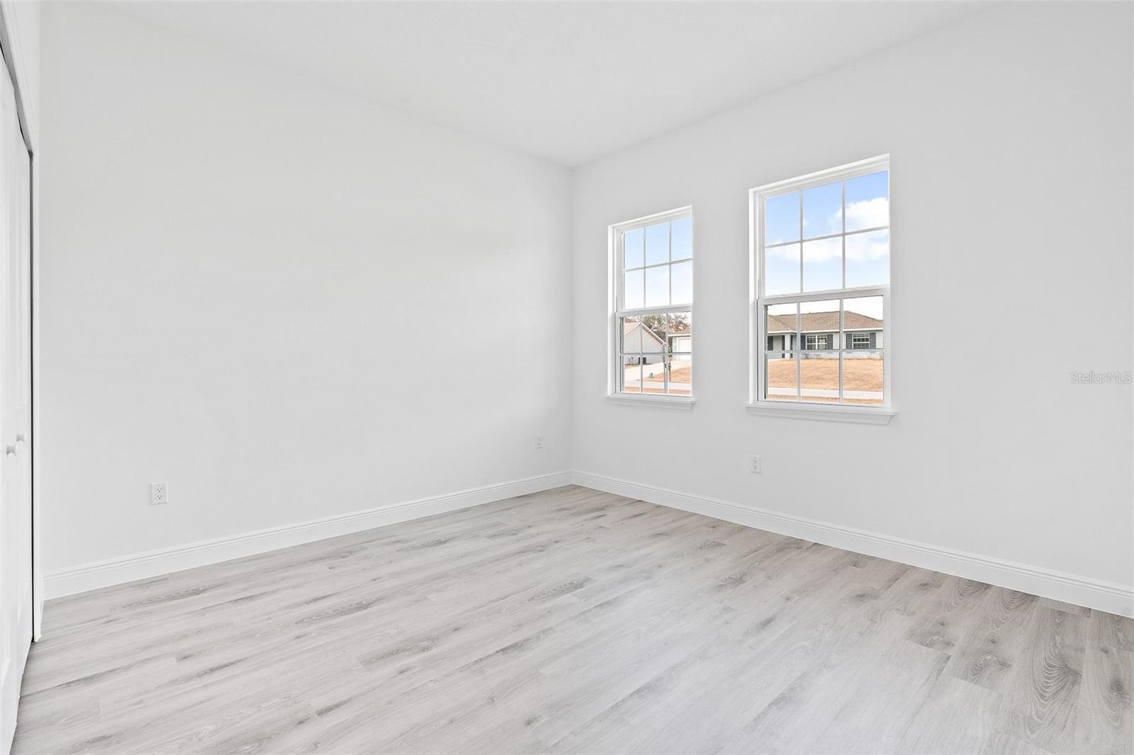 Image 18 of 37 For 2634 152nd Lane