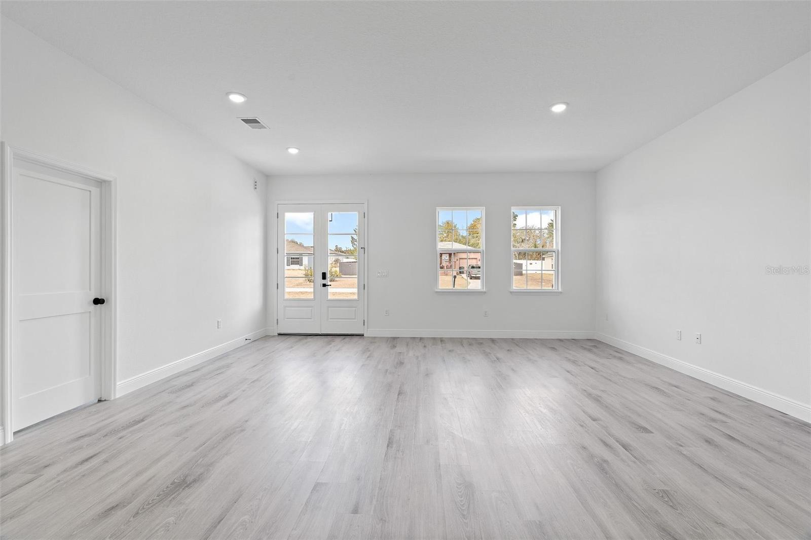 Image 23 of 37 For 2634 152nd Lane