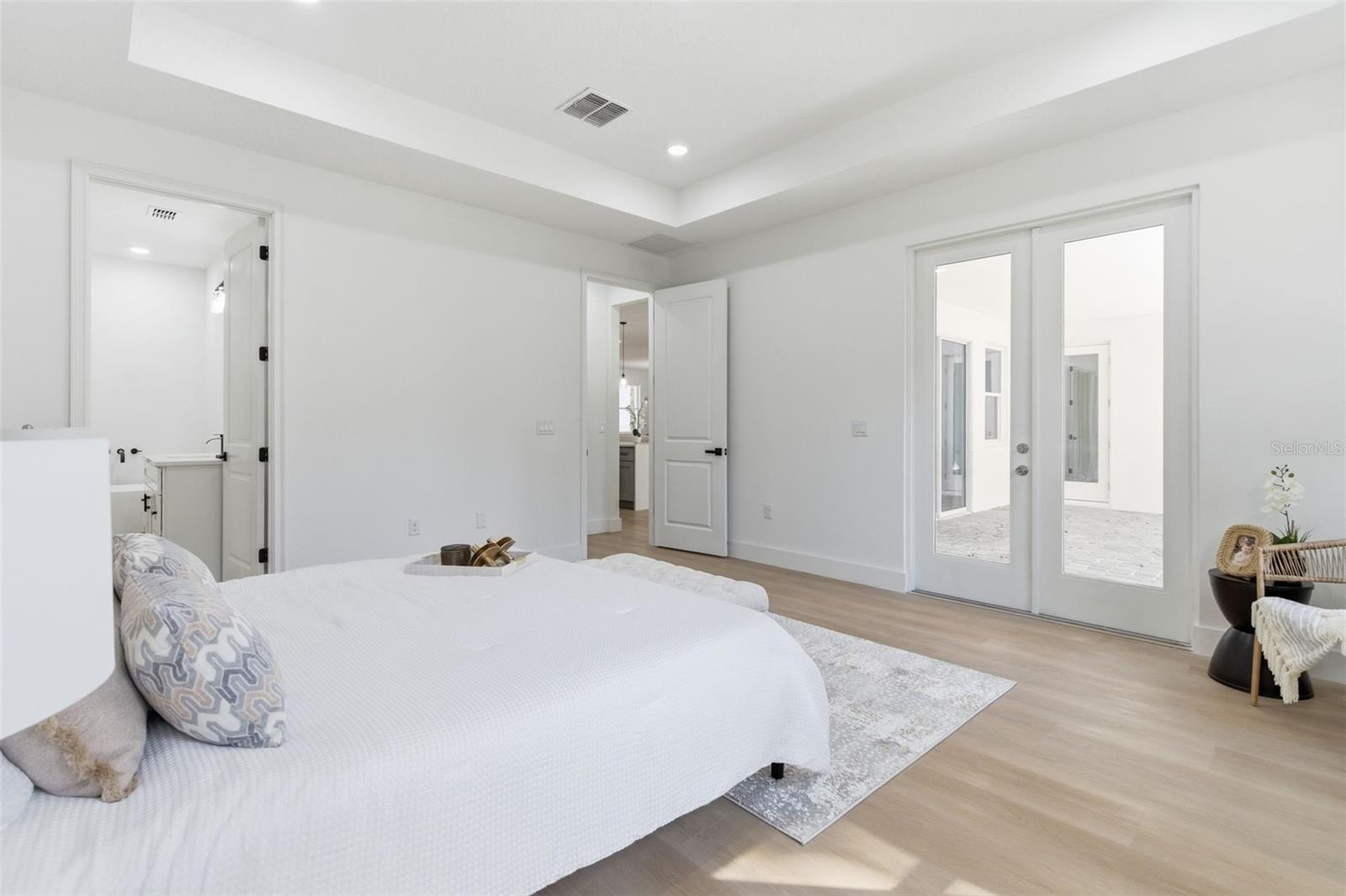 Image 21 of 40 For 20106 Sheldon Street